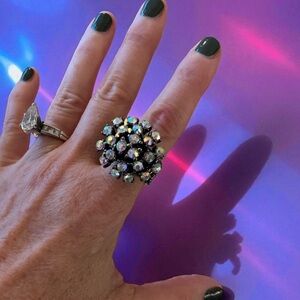 Source Unknown Silver and Black Cluster Ring